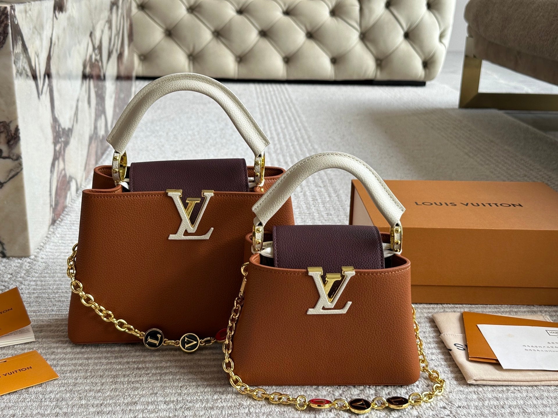 Elegant Gold Buckle Hardware Handbag