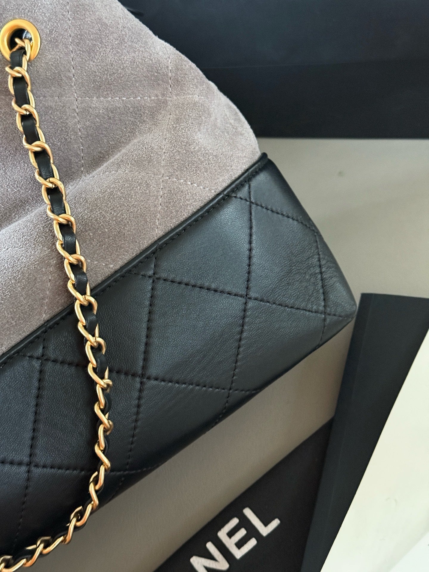 Suede fashion chain bag