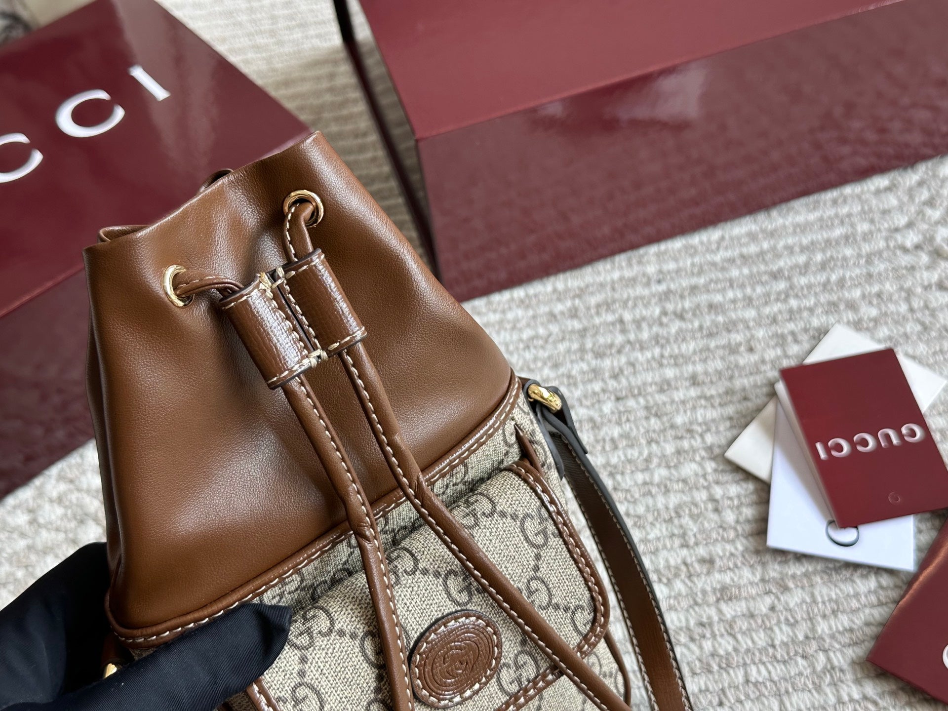 Fashionable mini drawstring bucket bag