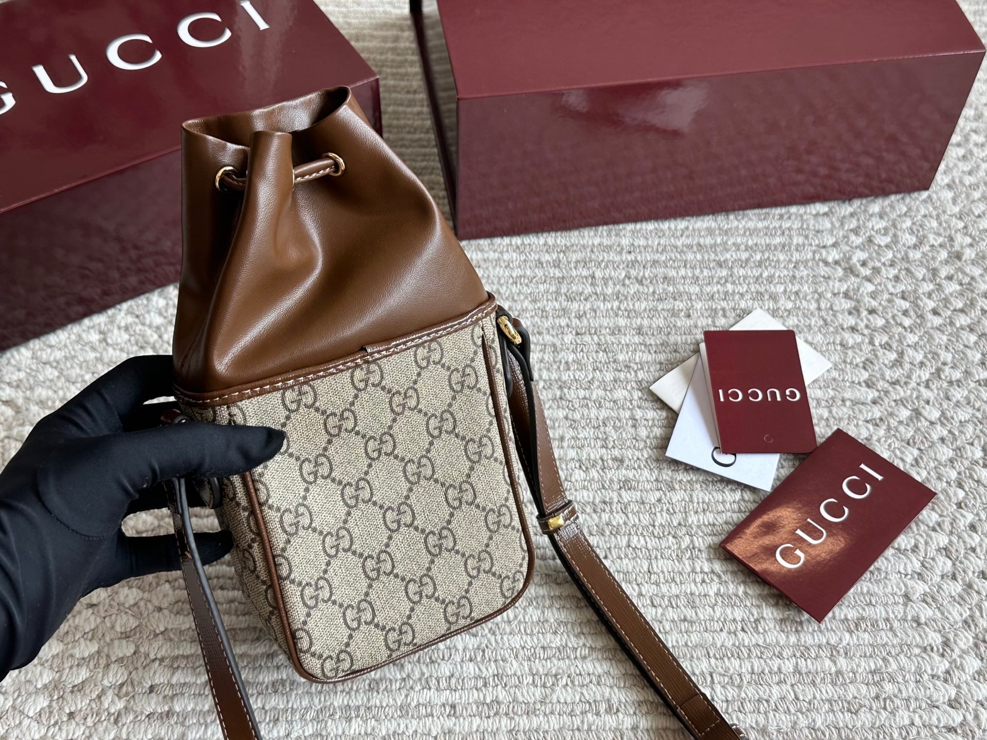 Fashionable mini drawstring bucket bag