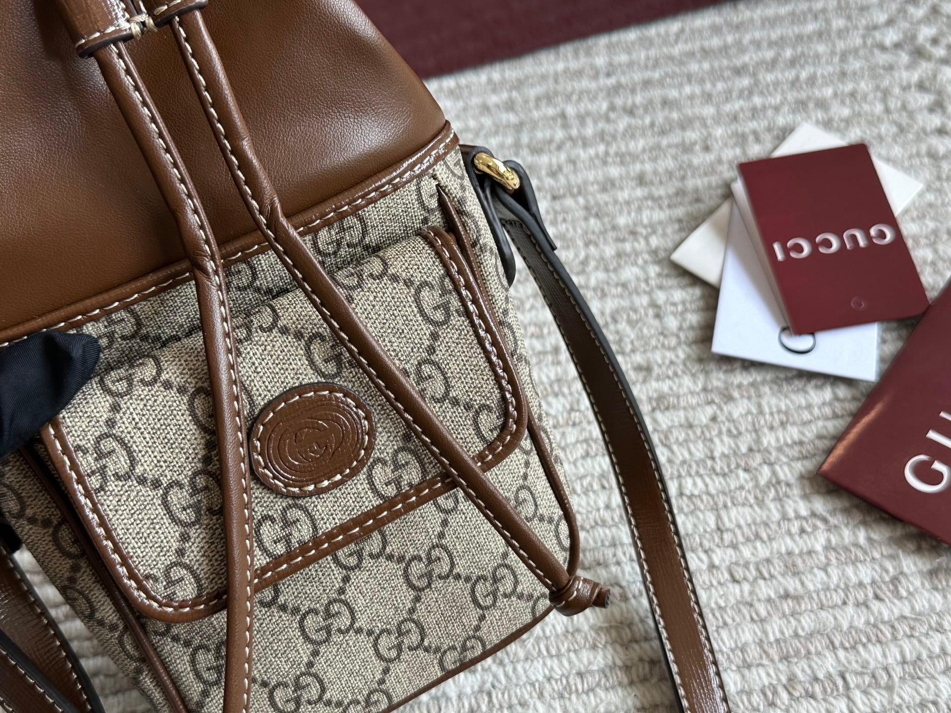 Fashionable mini drawstring bucket bag