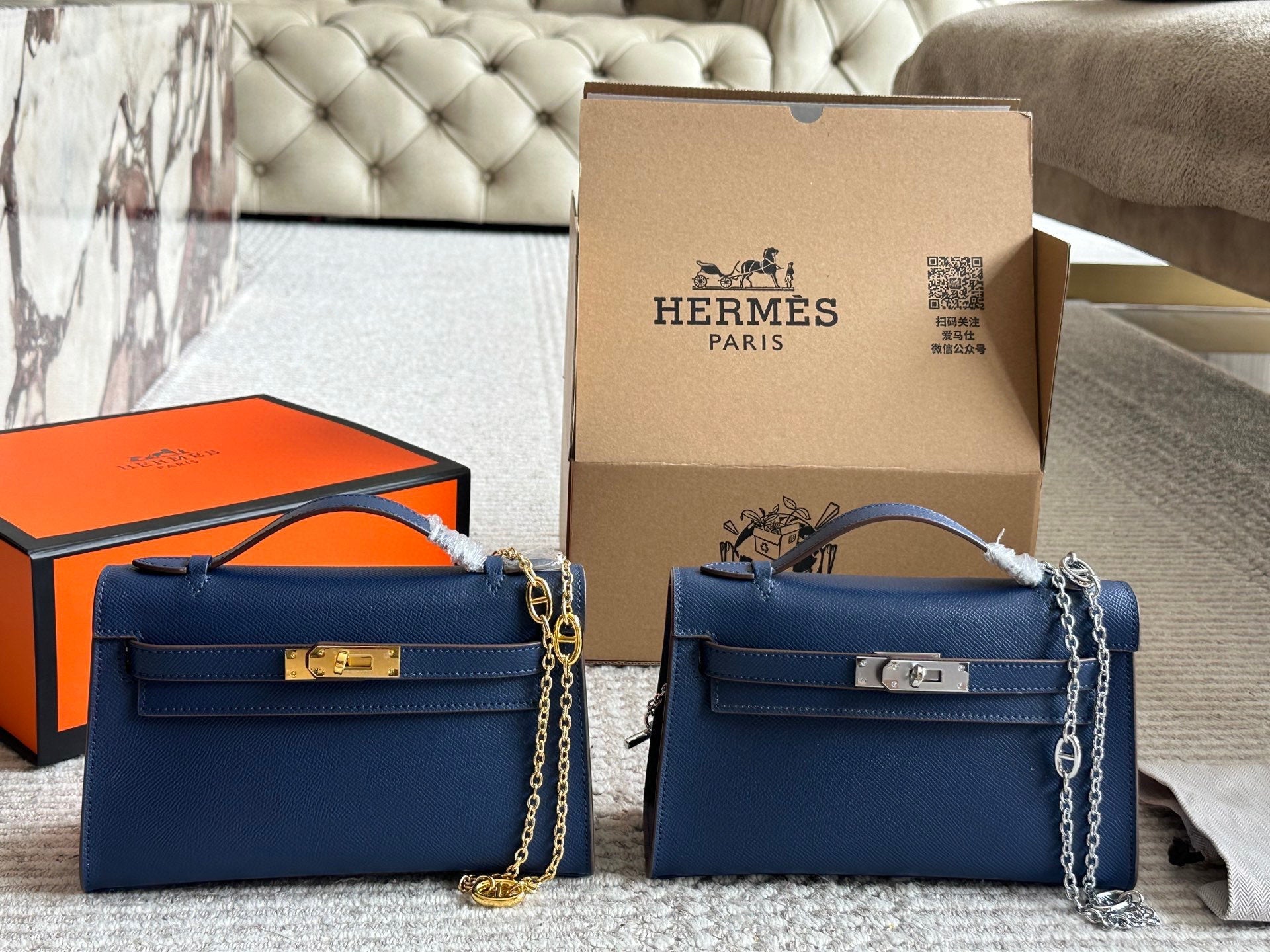 Elegant mini leather handbag chain bag