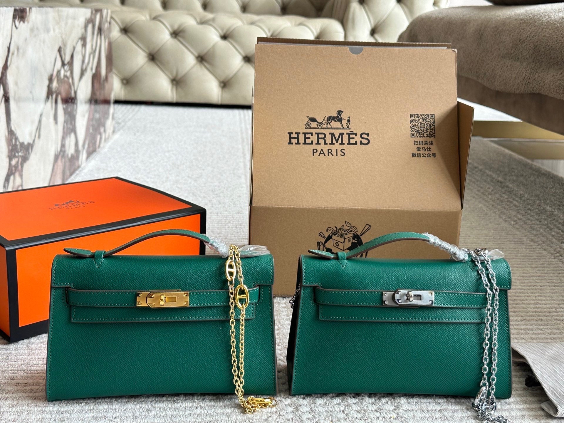 Elegant mini leather handbag chain bag