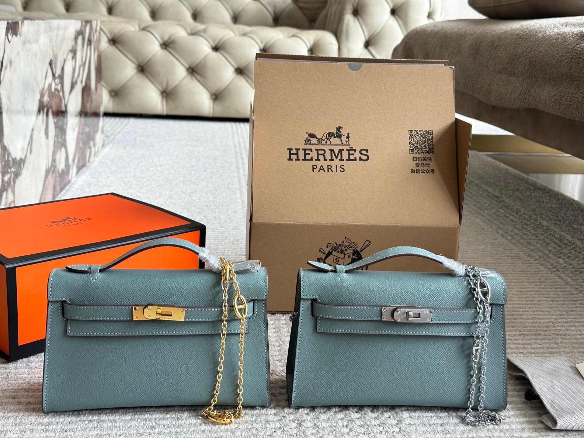Elegant mini leather handbag chain bag