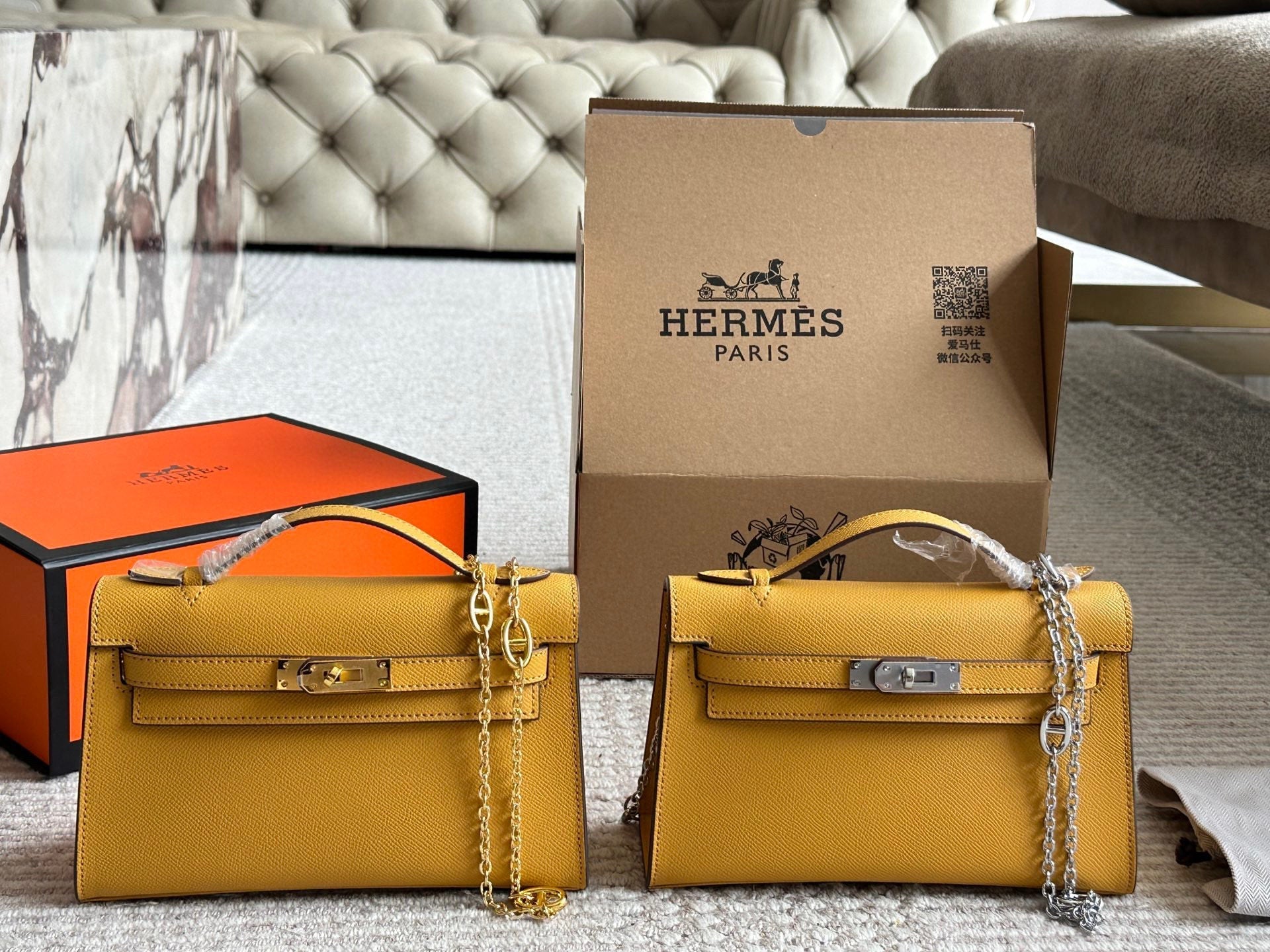 Elegant mini leather handbag chain bag