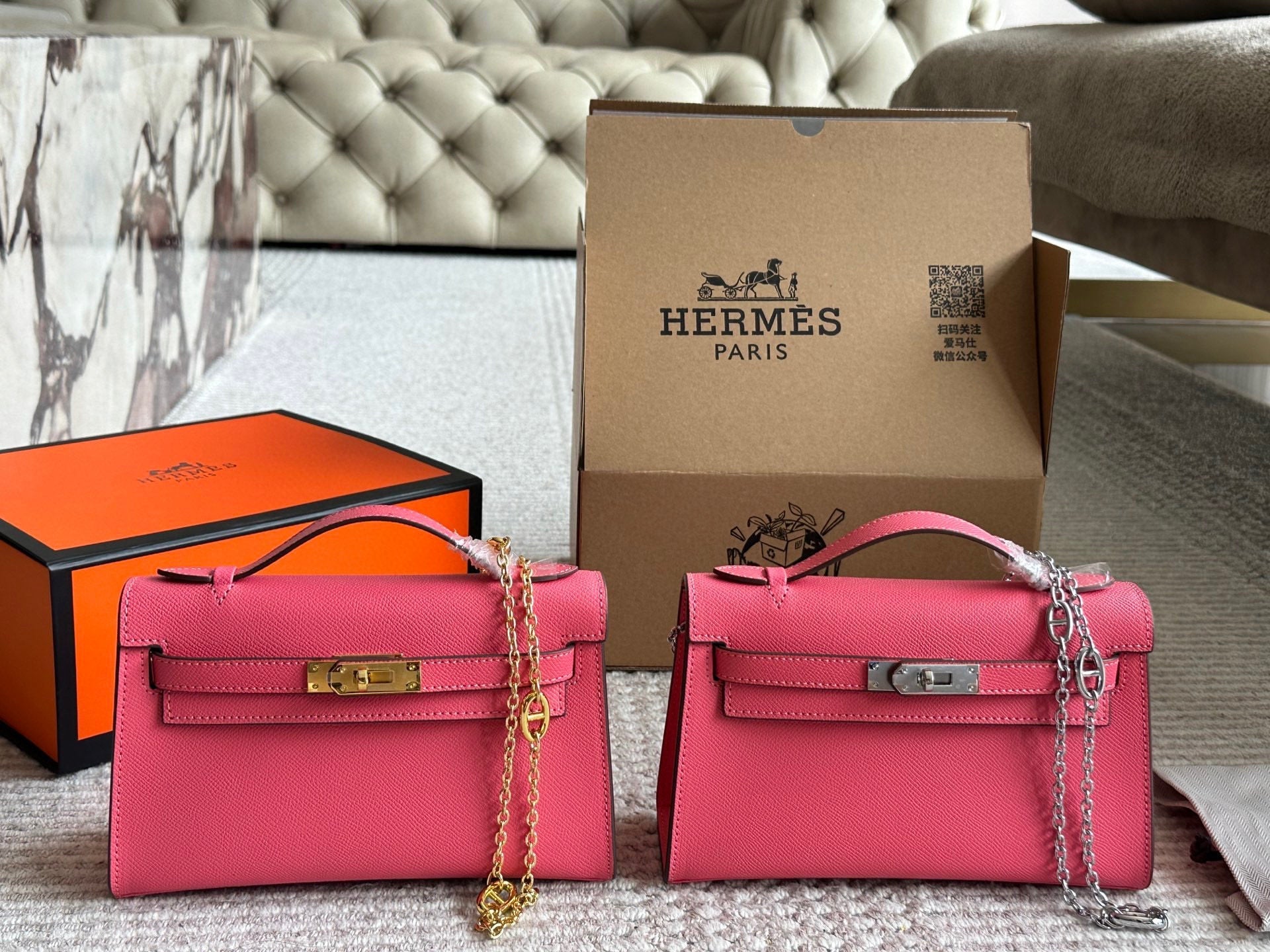 Elegant mini leather handbag chain bag