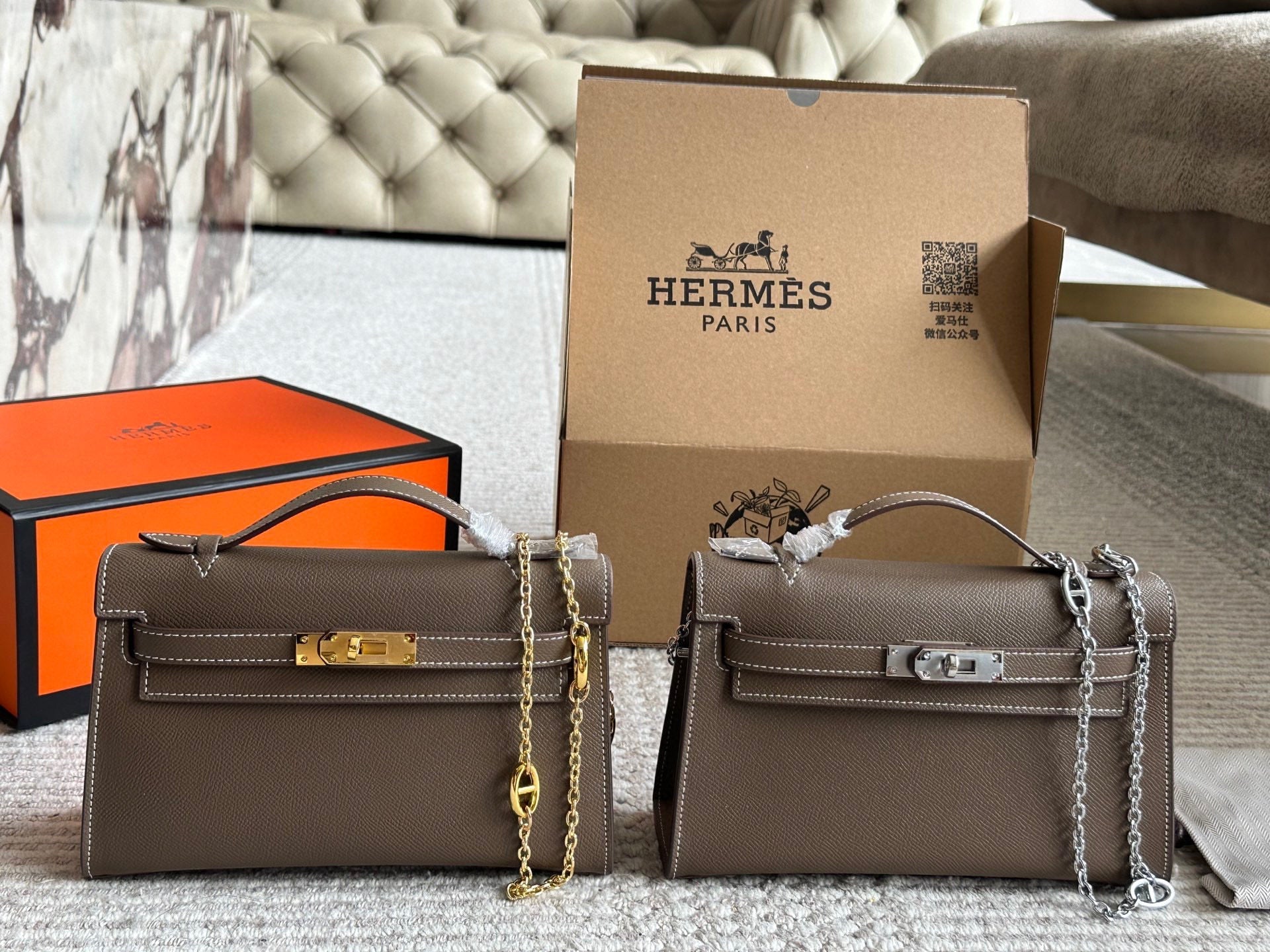 Elegant mini leather handbag chain bag