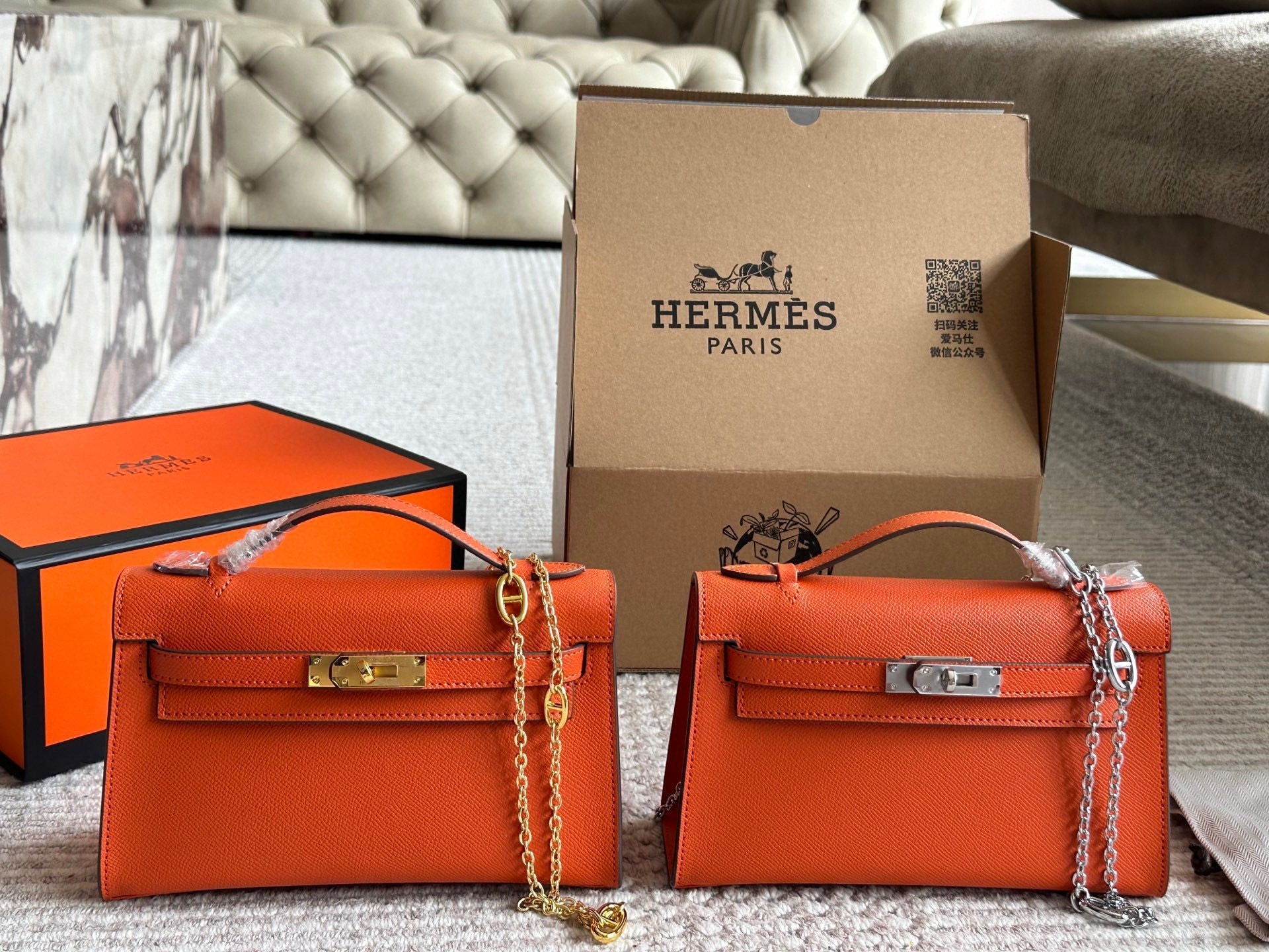 Elegant mini leather handbag chain bag