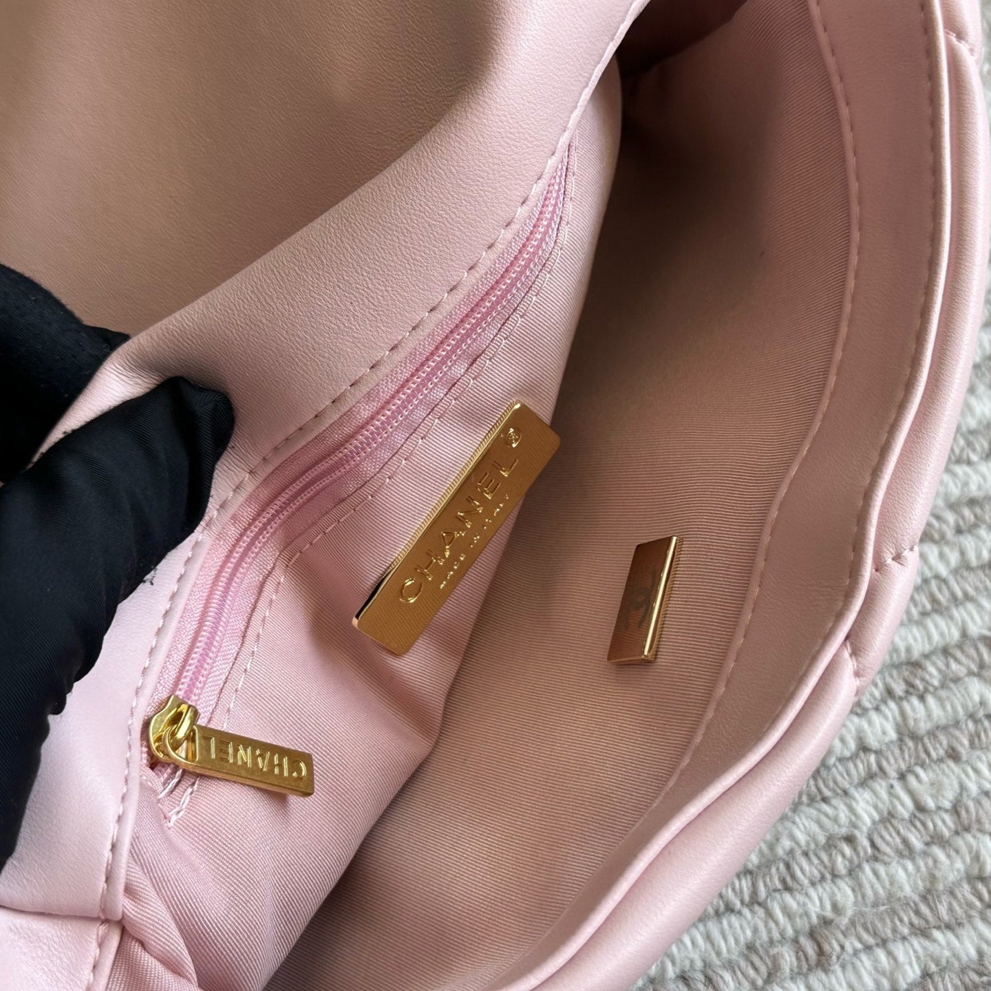 3 Sizes Pink Gold Buckle Chain Bag