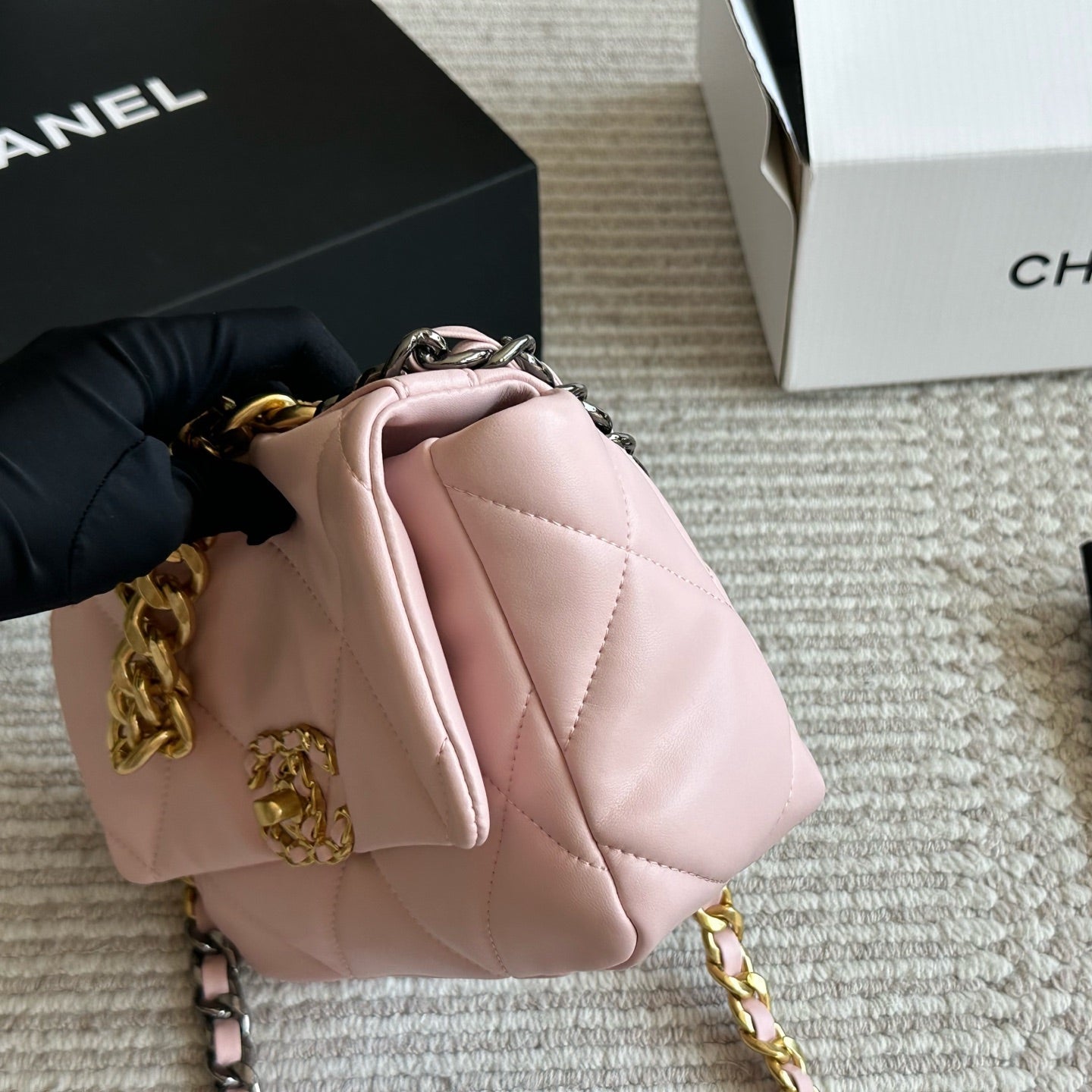 3 Sizes Pink Gold Buckle Chain Bag