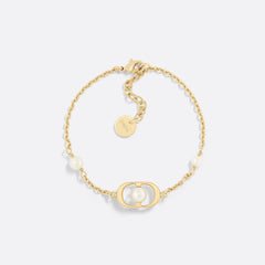 Classic pearl bracelet