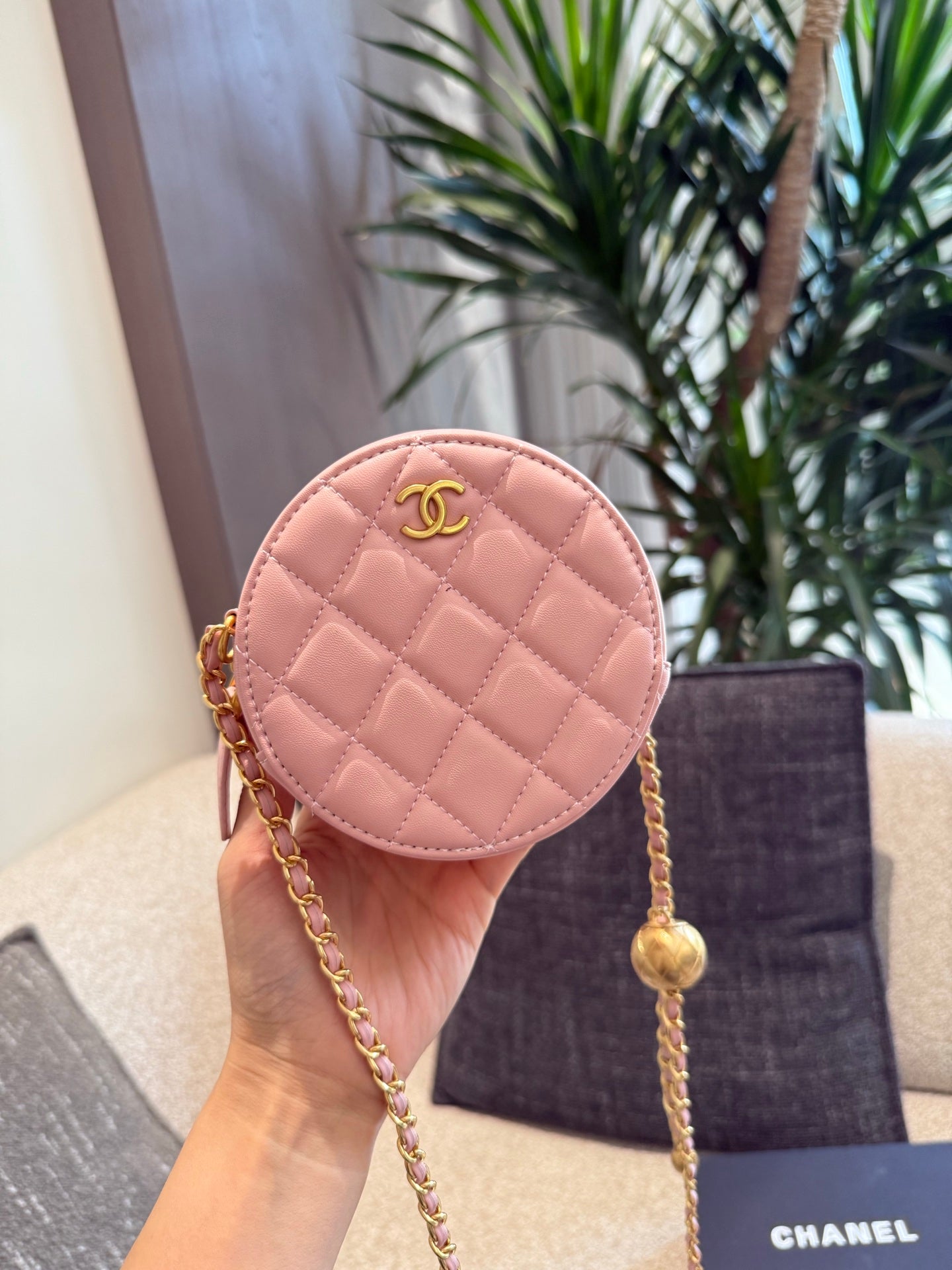 Versatile Gold Ball Chain Round Bag