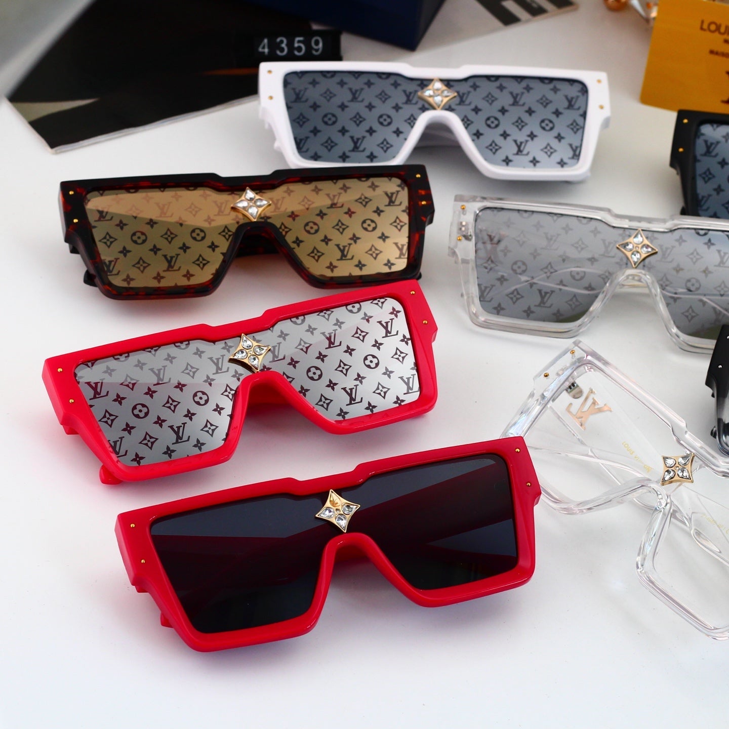 Framed Fashion Sunglasses