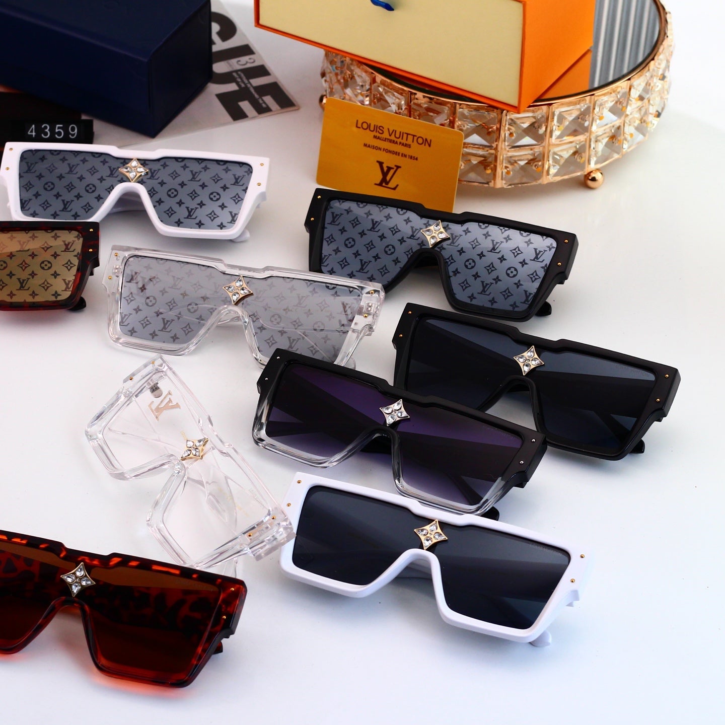 Framed Fashion Sunglasses