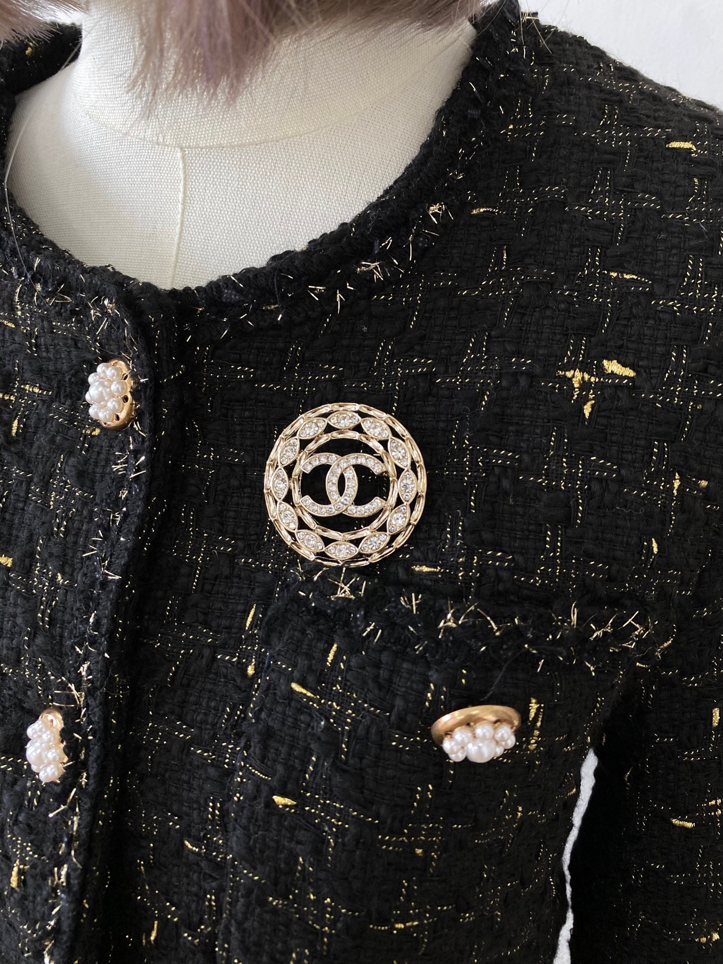 Diamond Hollow Round Brooch
