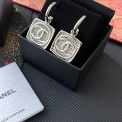 Fashionable diamond square drop earrings