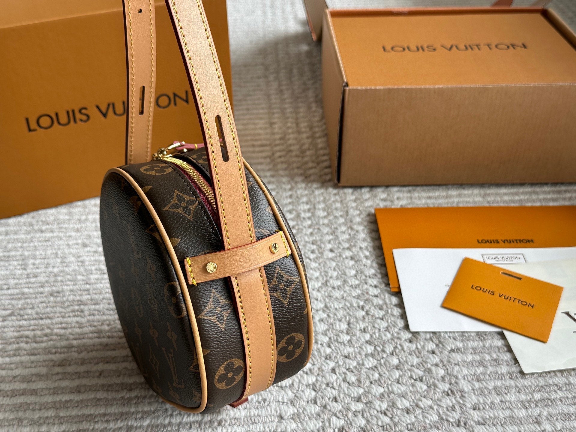 Classic Printed Round Bag