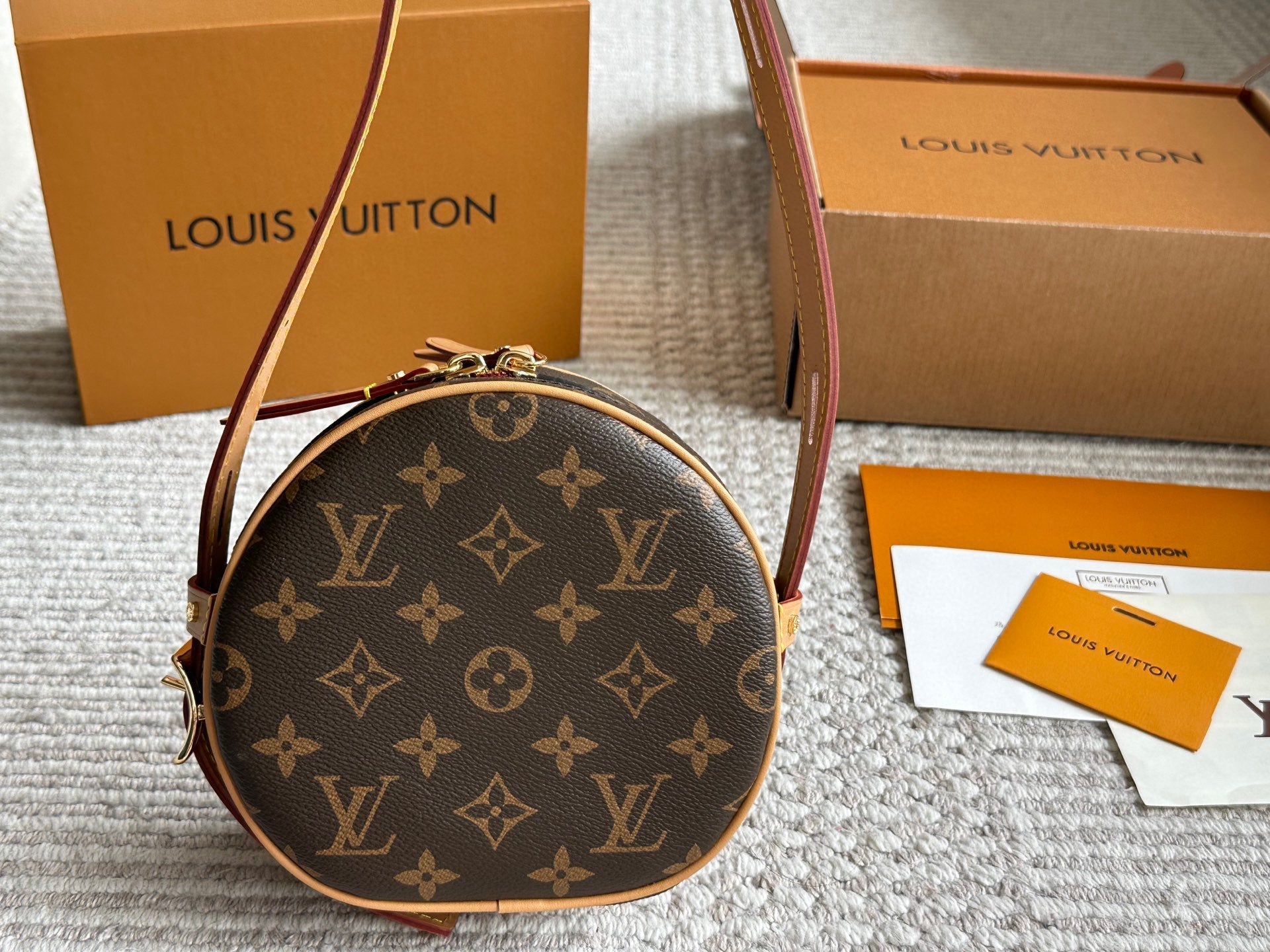 Classic Printed Round Bag