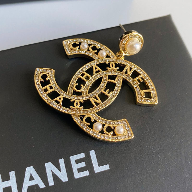 Hollow Diamond Pearl Letter Earrings