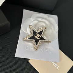 Leather-grained Diamond Star Brooch