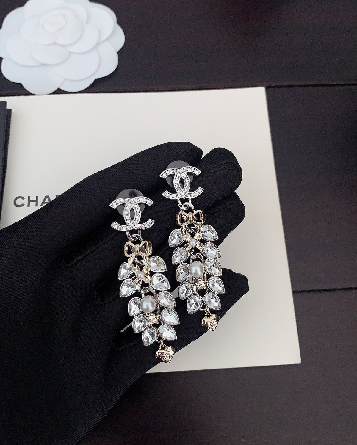 Bow Maple Leaf Earrings