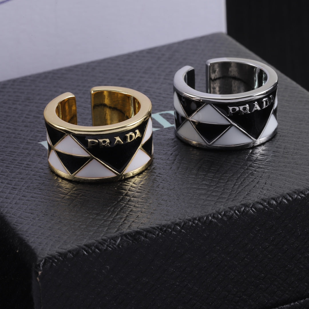 Stylish Triangle Open Ring
