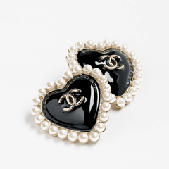 25b Heart Pearl Earrings